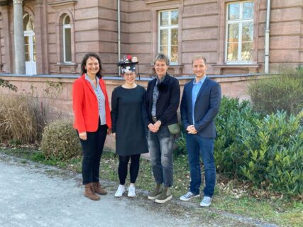 Symbolbild zum Artikel. Der Link öffnet das Bild in einer großen Anzeige.